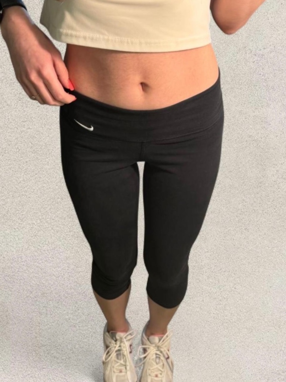 Nike Black Low Rise Capri Leggings Women's S